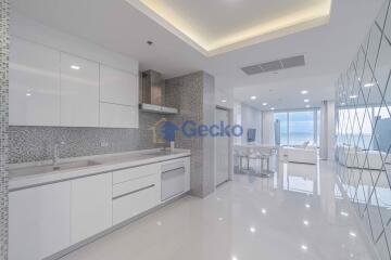 3 Bedrooms Condo in Del Mare Bang Saray C011715