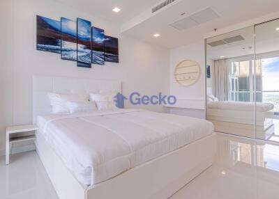 3 Bedrooms Condo in Del Mare Bang Saray C011715