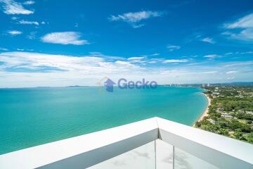 3 Bedrooms Condo in Del Mare Bang Saray C011715