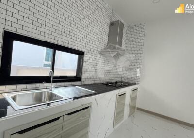 Super Affordable 3 Bed 2 Bath House in East Pattaya ABPC1183