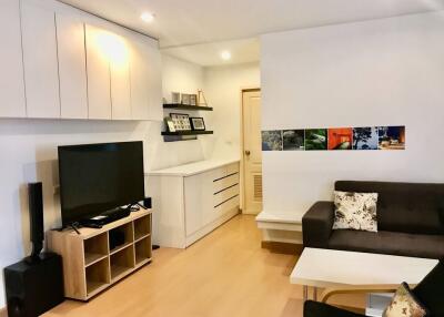 Condo for Rent at The Niche Sukhumvit 49