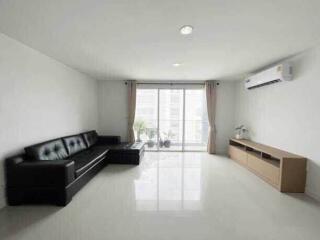 Condo for Sale at The Silk Phaholyothin-Aree 2