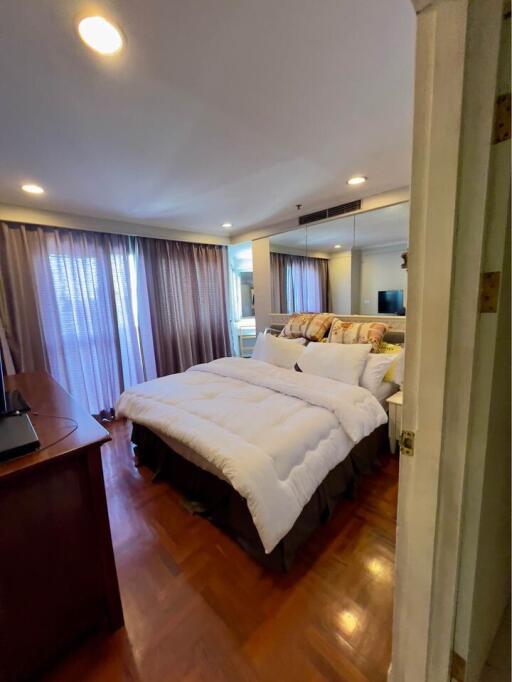 Condo for Rent at Wittayu Complex