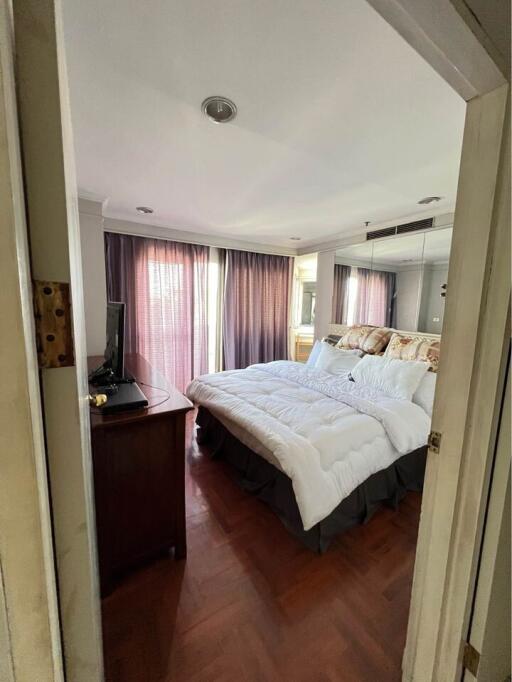 Condo for Rent at Wittayu Complex