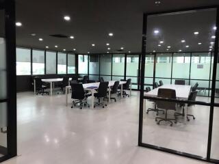 For Rent Bangkok Office Petchaburi BTS Phrom Phong Huai Khwang