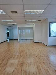 For Rent Bangkok Office Silom BTS Sala Daeng MRT Si Lom Bang Rak