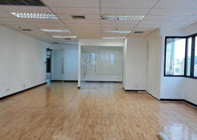 Bangkok Office  Silom BTS Sala Daeng MRT Si Lom