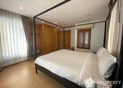 2-BR Condo at Viscaya Private Residences near MRT Phetchaburi