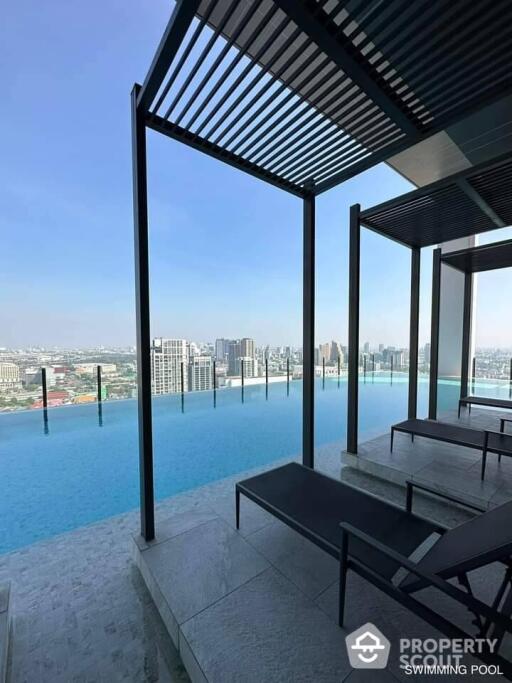 1-BR Condo at The Reserve Phahol-Pradipat near BTS Saphan Khwai