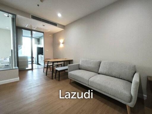 1 Bedroom 47.91 SQ.M. The Room BTS Wongwian Yai