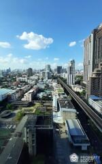 1-BR Condo at Life Sukhumvit 62 near BTS Bang Chak