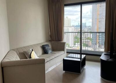 2-BR Condo at Rhythm Sukhumvit 44/1 near BTS Phra Khanong