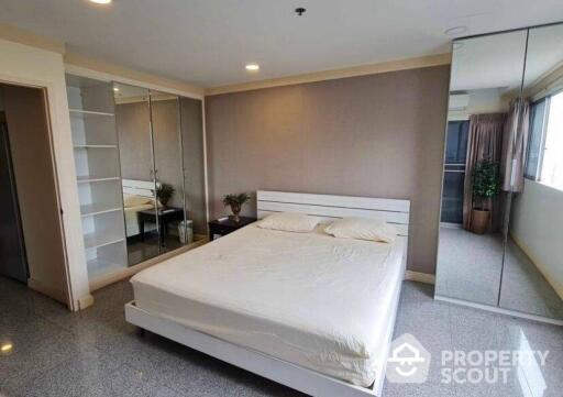 2-BR Condo at The Waterford Diamond Tower Sukhumvit near BTS Phrom Phong