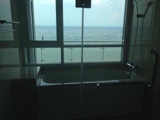 Bathroom with sea view