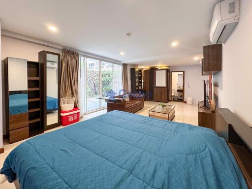 2 Bedrooms Condo in Jada Beach Residence Jomtien C011722