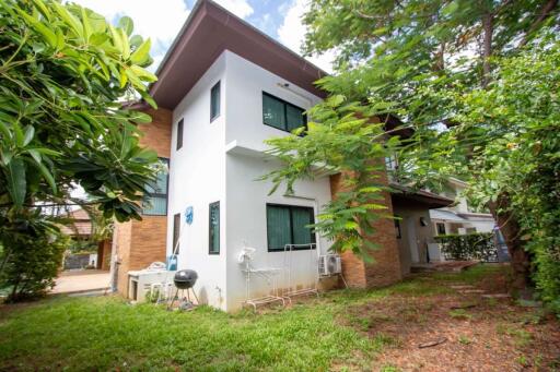 4 Bedroom Pool House : Ban Wang Tarn