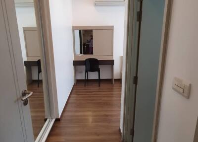 1-BR Condo at Onyx Phahonyothin near BTS Saphan Khwai