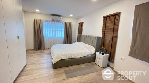 3-BR House in Bang Na Tai