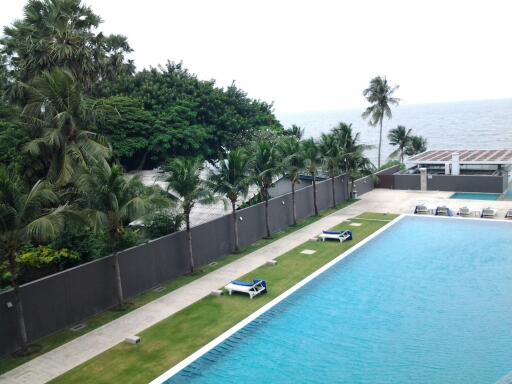 Luxurious Beachfront Condo in Na Kluea, Pattaya - Ananya Beachfront