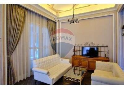 32 Sqm., 1 Bed, 1 Bath Townhouse listed for ฿ 2,790,000.