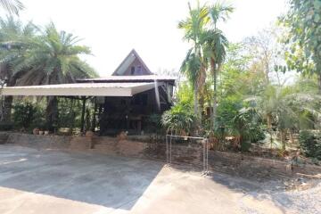 Thai Traditional Style house to rent near Wat Ram Poeng