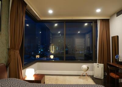 Condo for Sale at Aguston Sukhumvit 22