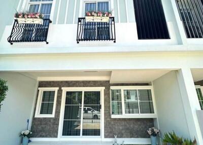 Townhouse for Rent at Indy 2 Bangna-Ramkhamhaeng 2