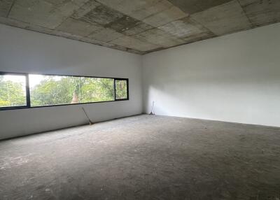 Commercial Space for Rent/Sale in The City