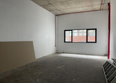 Commercial Space for Rent/Sale in The City