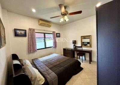 บ้าน ขาย 2 ห้องนอน 150 ตร.ม. ที่ดิน 240 m² ใน  Royal Park Village, Pattaya