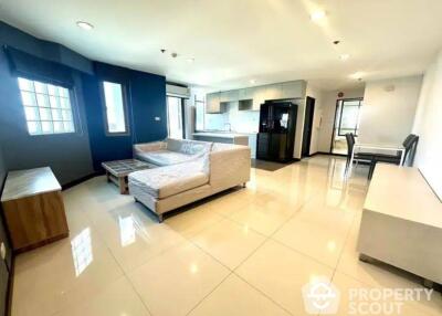 1-BR Condo at Crystal Garden Condominium near BTS Nana