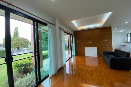 Brand new 3 beds house for sale in Sankhampeang, Chiang Mai