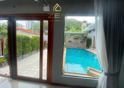 Classy Villa with 3 Bedrooms in Phuket Town for Rent