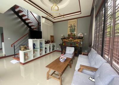 Classy Villa with 3 Bedrooms in Phuket Town for Rent