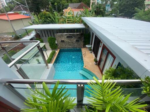 Classy Villa with 3 Bedrooms in Phuket Town for Rent