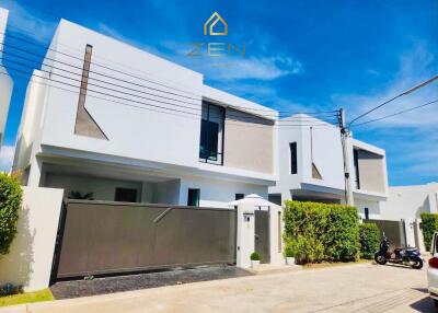 Cozy Villa With 4 Bedrooms In Phuket Town For Rent