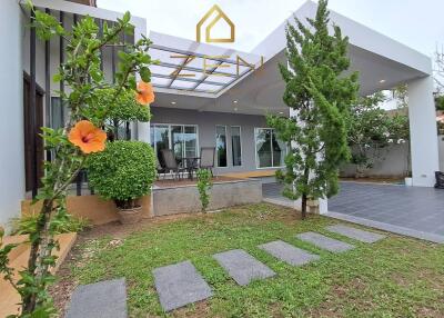 Modern Villa with 4 Bedrooms in Bangtao for Rent