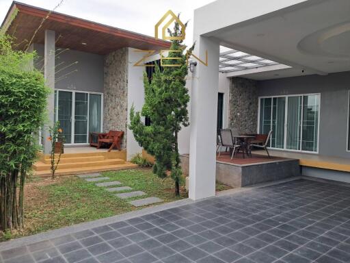 Modern Villa with 4 Bedrooms in Bangtao for Rent