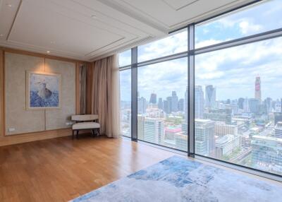 Spacious living room with city view