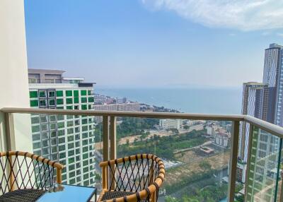 For rent!!! New room 40th floor at The riviera ocean drive with the Bathtub