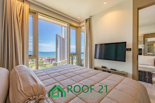 For rent ! Very beautiful unit at The riviera Ocean drive Sea view. Special!! Free Wi-Fi for this unit