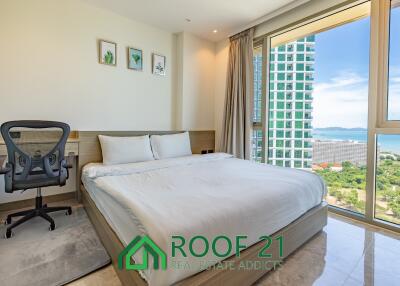 For rent ! The riviera Ocean drive Sea view. Special!! Free Wi-Fi for this unit