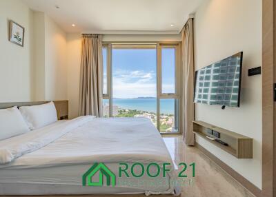 For rent ! The riviera Ocean drive Sea view. Special!! Free Wi-Fi for this unit