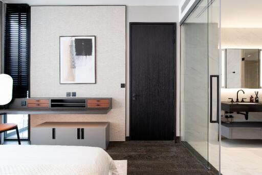 Modern bedroom with en-suite bathroom