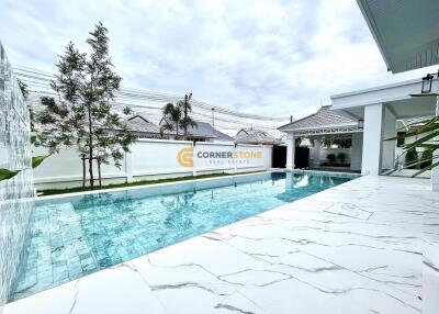 3 bedroom House in  East Pattaya