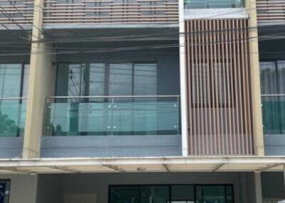 For Sale Bangkok Town House The Vision Ladprao - Nawamin Nawamin Bueng Kum