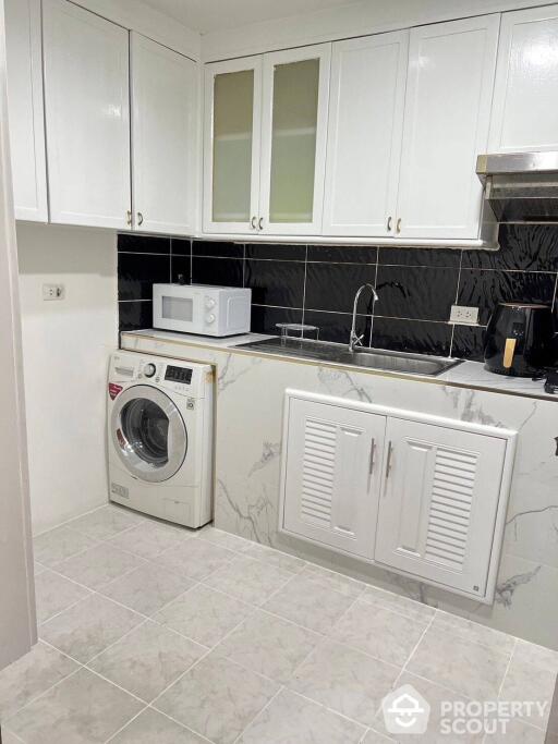 2-BR Condo at Wittayu Complex near BTS Phloen Chit