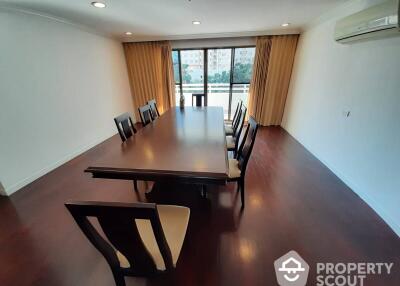 3-BR Condo at Regent On The Park1 (sukhumvit26) Condominium near MRT Phetchaburi