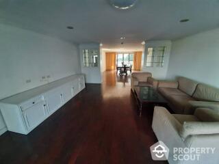 3-BR Condo at Regent On The Park1 (sukhumvit26) Condominium near MRT Phetchaburi