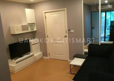 Condo at I Condo Sukhumvit 105 for sale